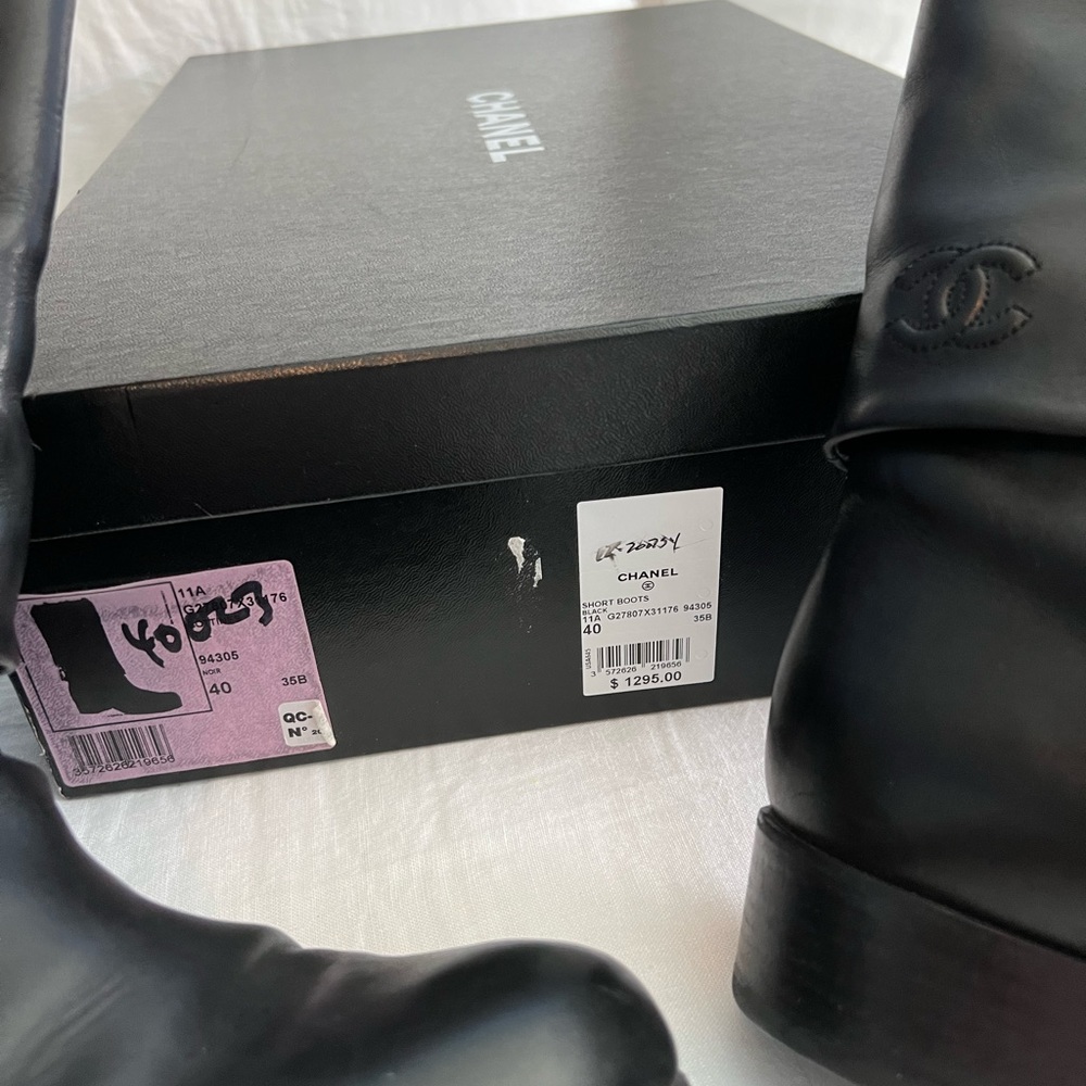 CHANEL Black Leather Mid-Calf Fold-Over Ankle Boots - Picture 12 of 13